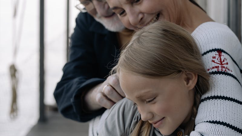 Parrainer ses parents et grands-parents au Canada : Le guide